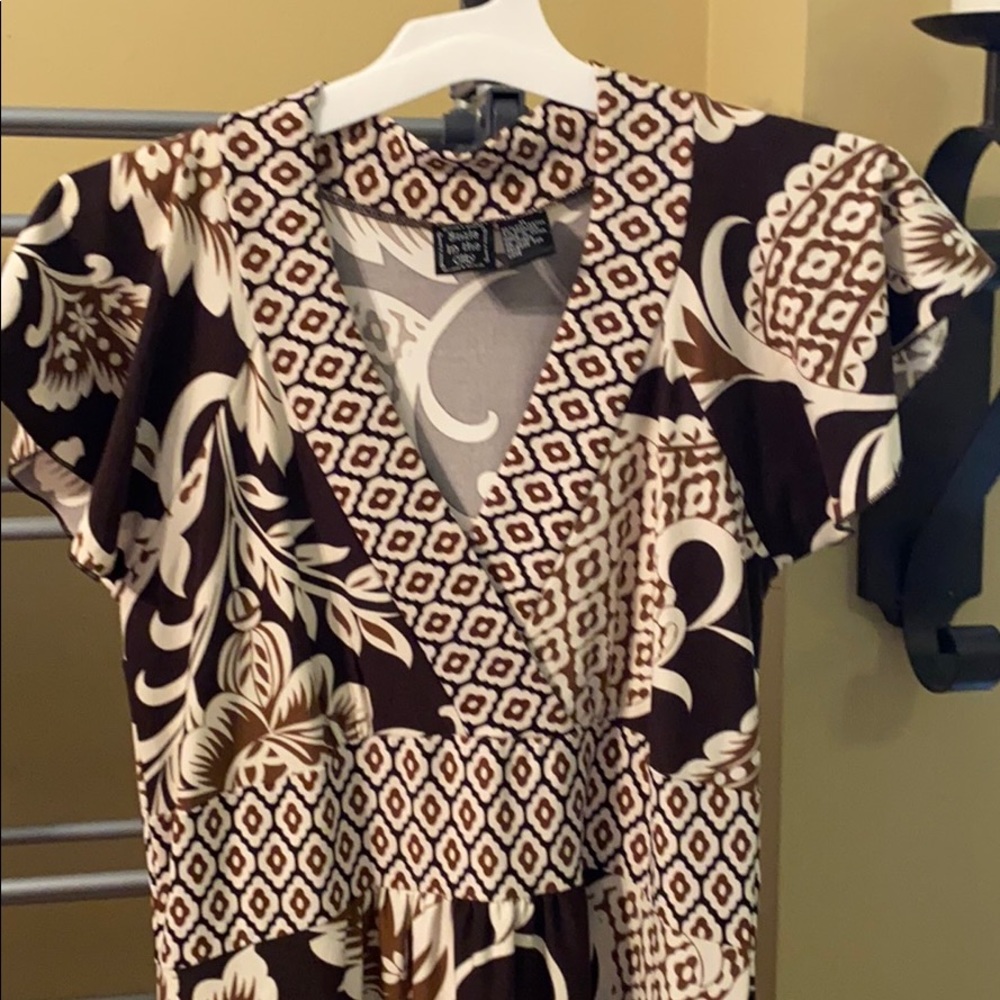 Dress - Picture 3 of 4